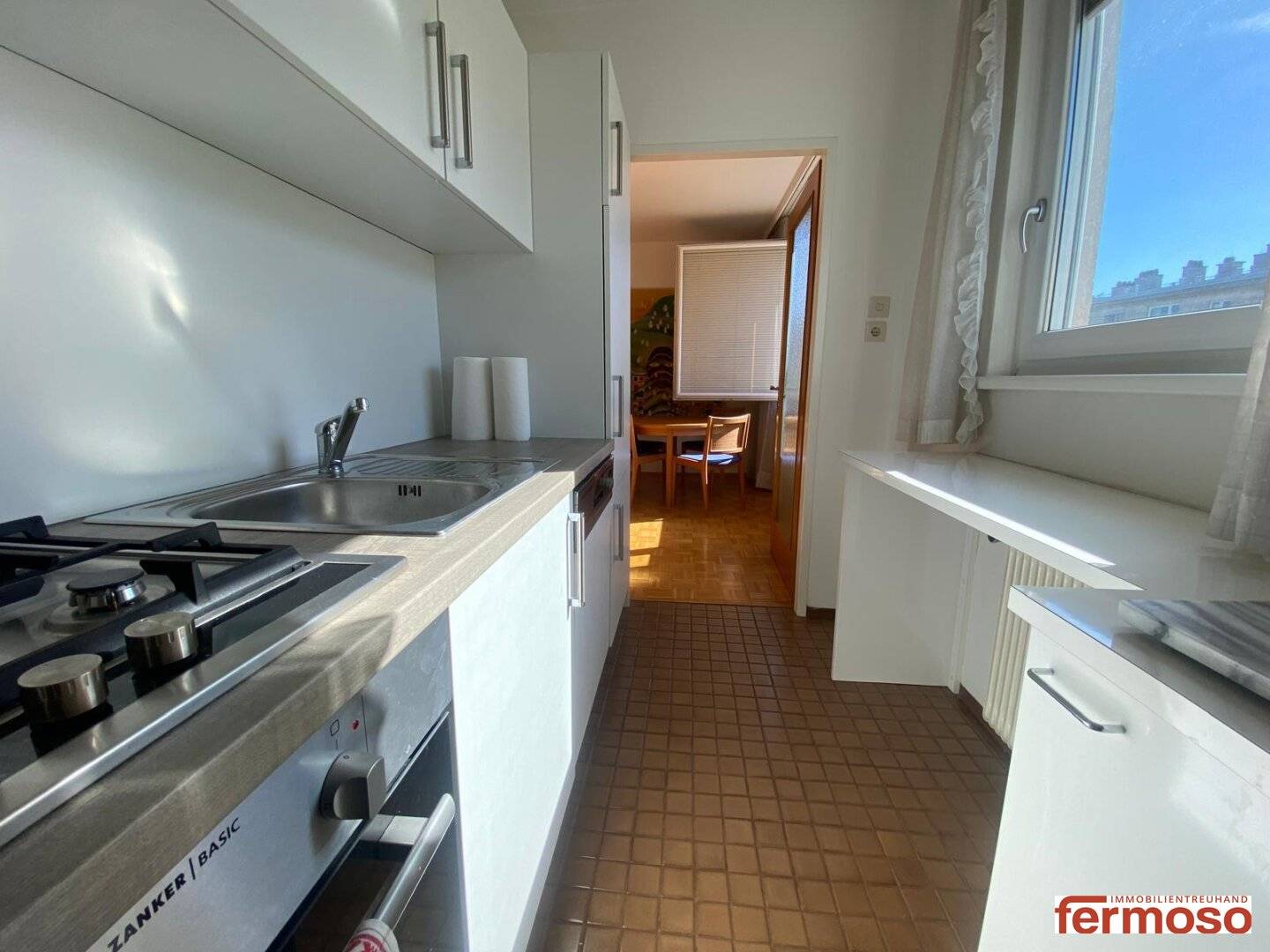 Cozy 2-room apartment with good transport connections in Wien Favoriten