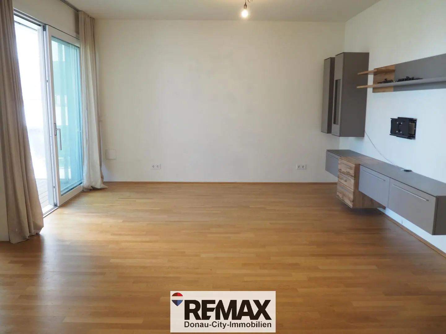 Apartment in Vienna Meidling with loggia near U6