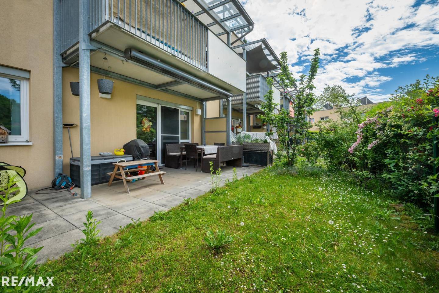 Wohnung mit privatem Garten und Terrasse in ruhiger Sackgasse
