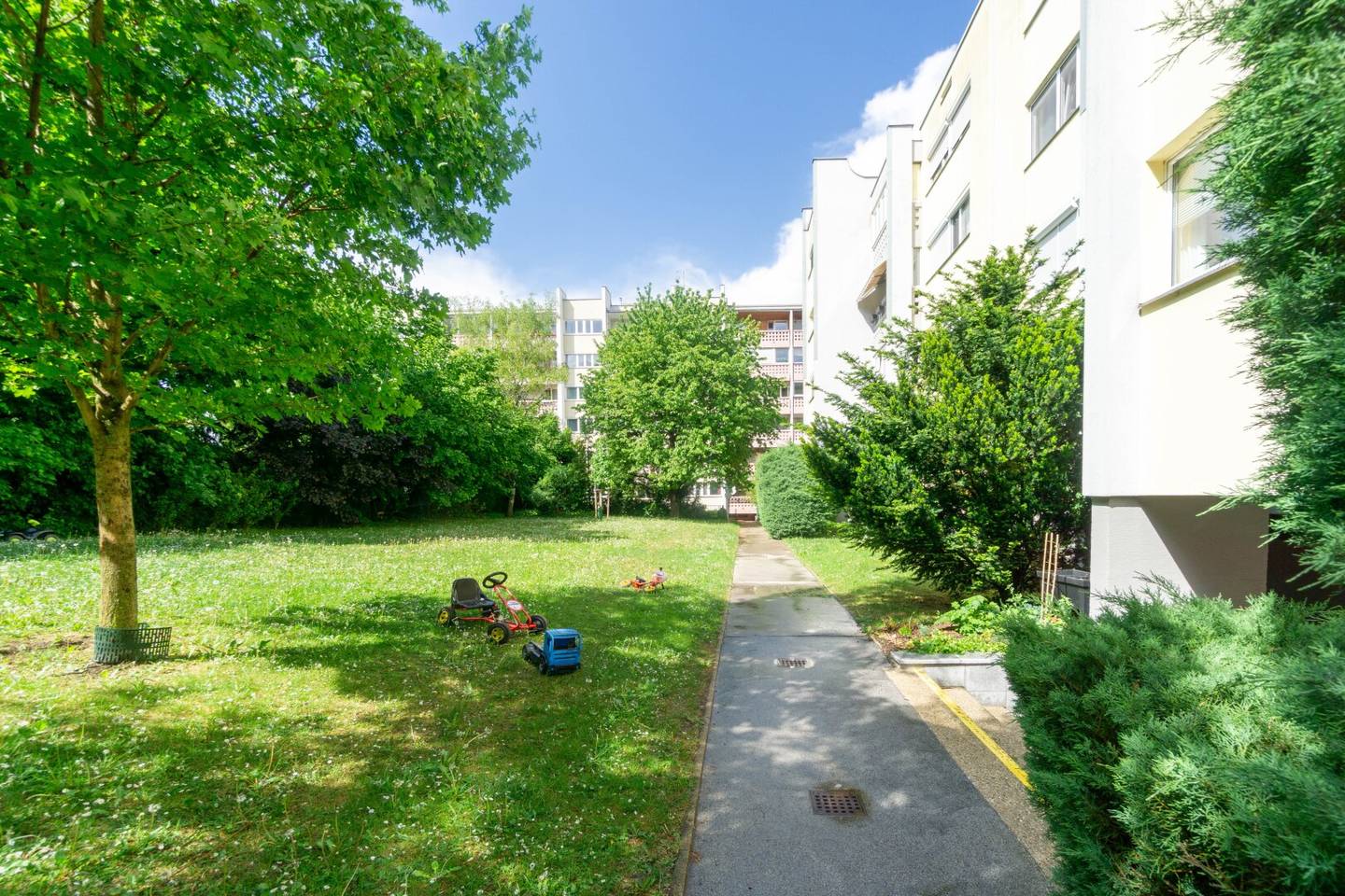 Wohnung nahe der Hauptstadt ruhige Lage Loggia