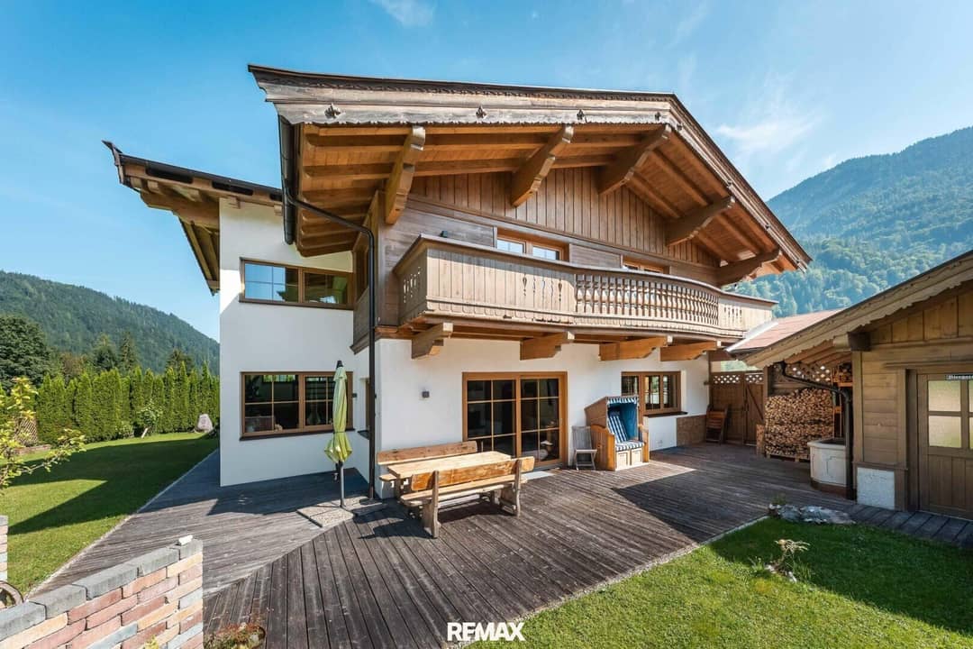 Exklusives Landhaus mit Einliegerwohnung