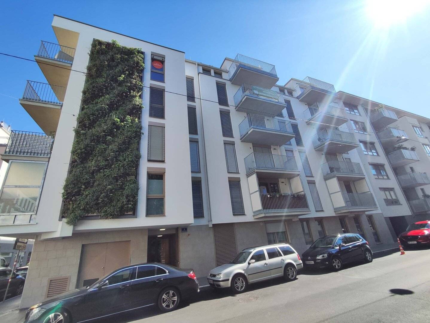 Top floor flat balcony first occupancy near Danube