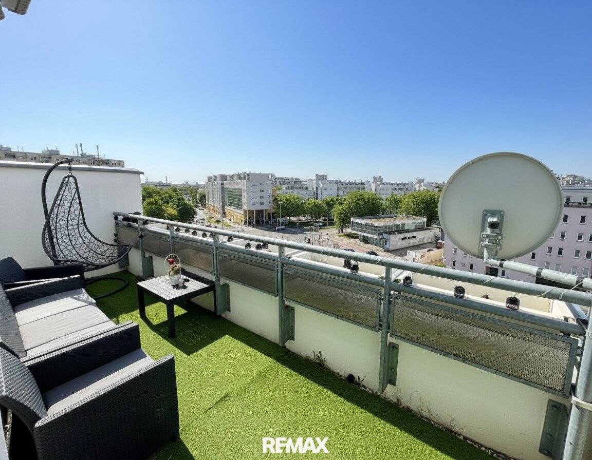 Modern apartment near the Danube with balcony