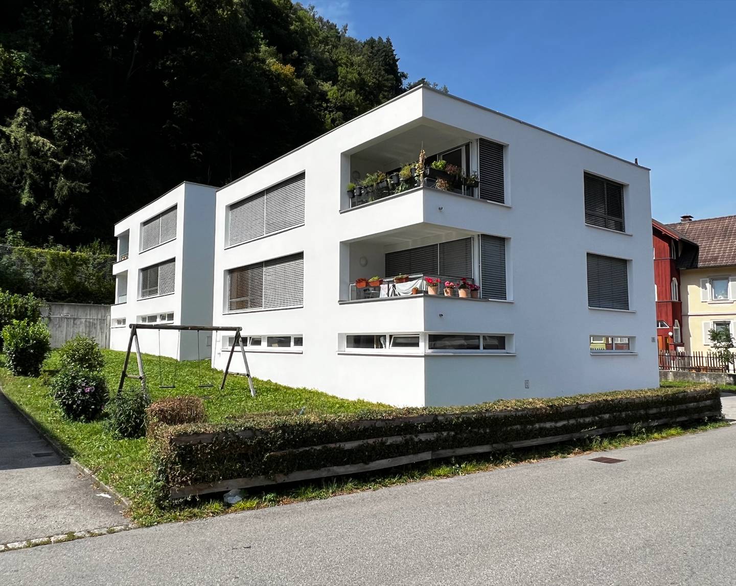 Apartment in quiet central location with balcony