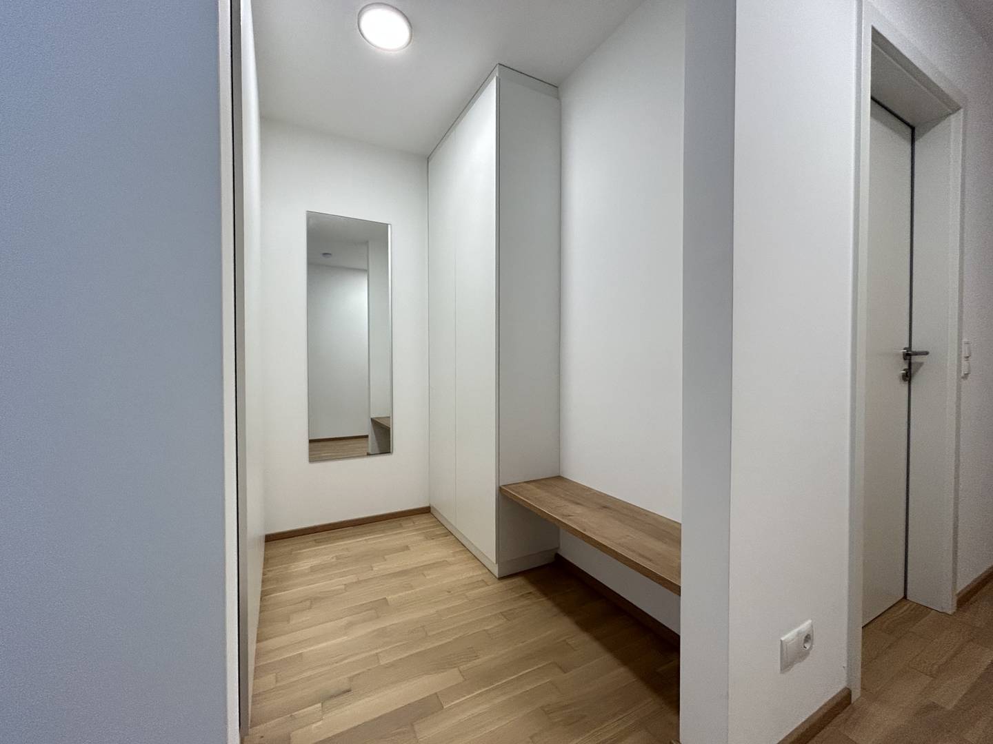 Moderne Wohnung Haselstauden Balkon Karrenblick