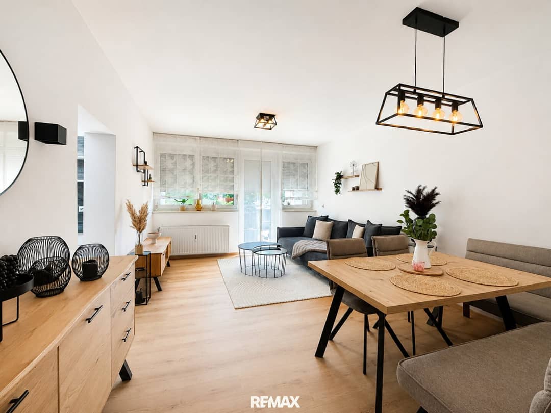 Erdgeschosswohnung ruhige Lage Loggia hochwertig