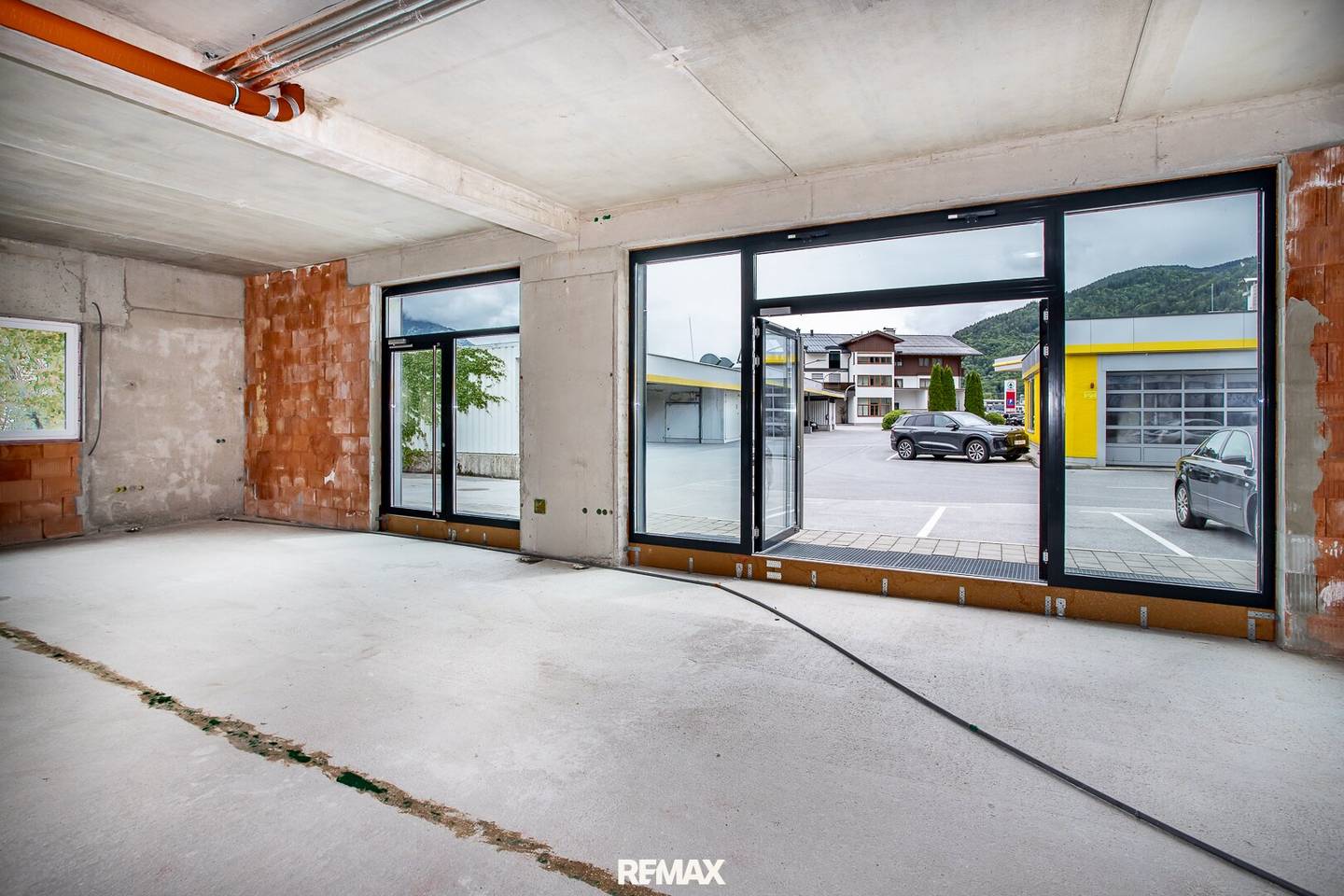 Flexible Commercial Space in Strobl am Wolfgangsee