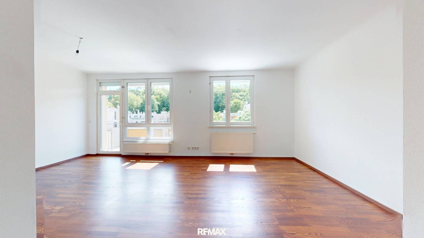 Drei Zimmer Wohnung zwei Balkone nahe Wienerwald