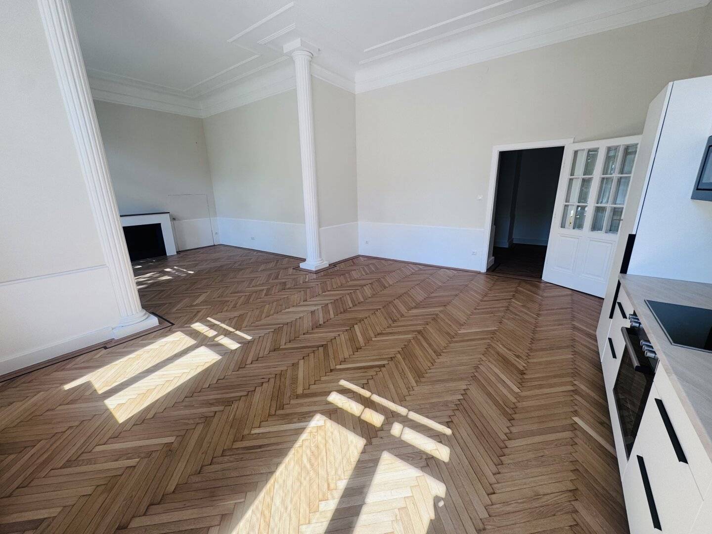Wohnung Altbau Modernisiert Einbauküche