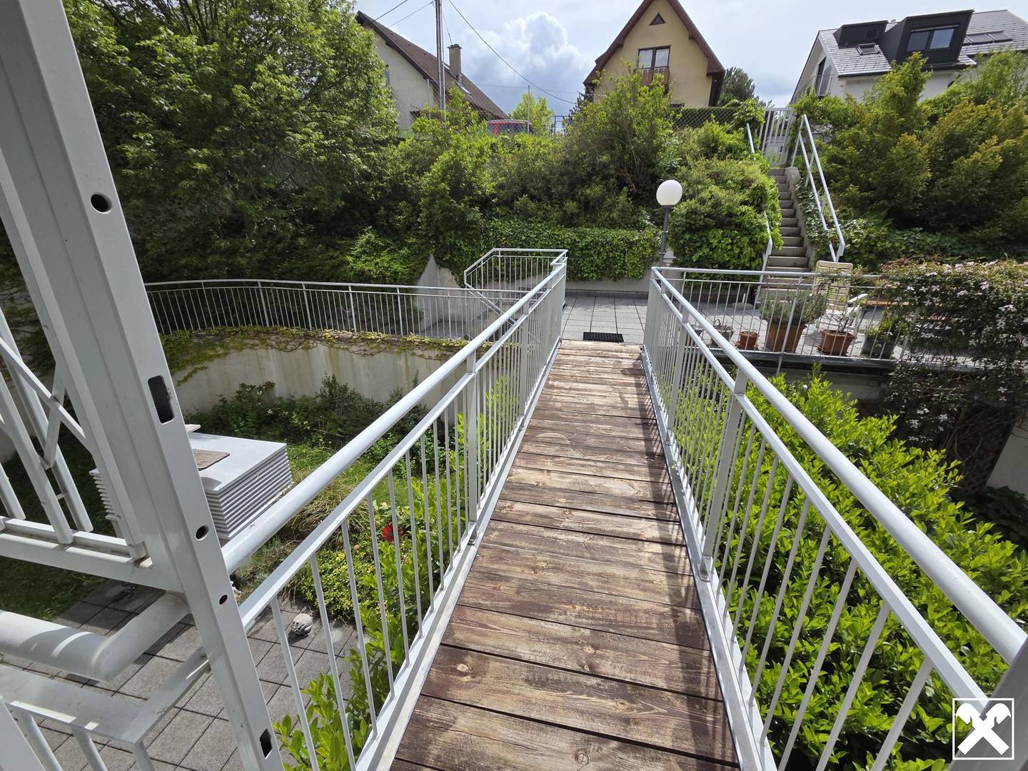 Wohnung mit Terrassen und Tiefgarage ruhige Lage