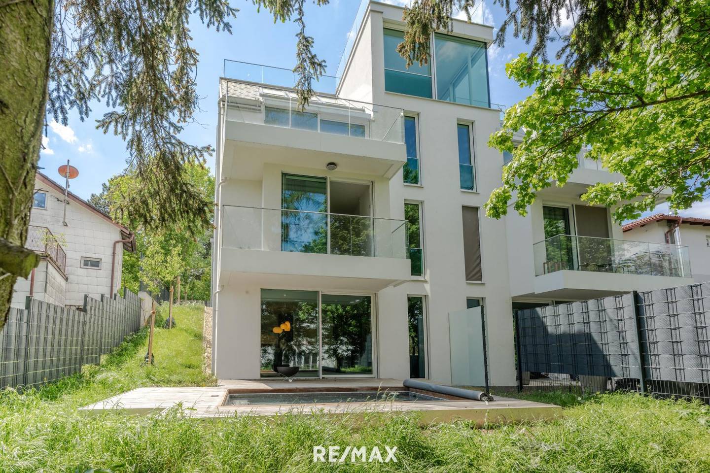 Maisonette near Lainzer Tor with pool and garden