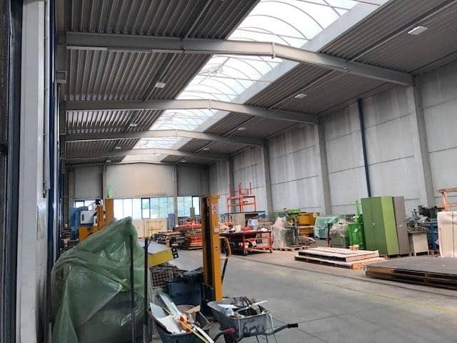 Commercial Property with Halls and Office in Hörsching