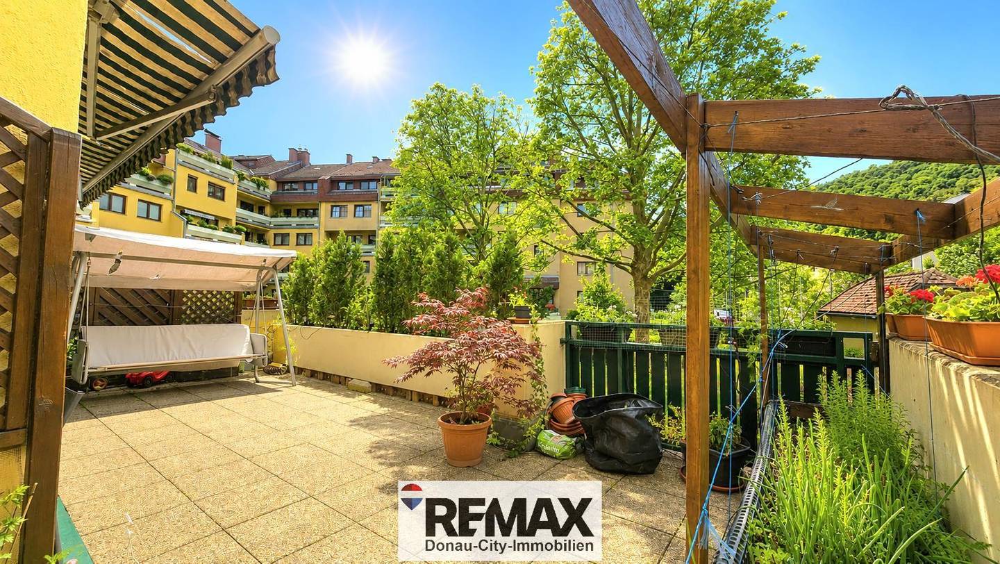 Wohnung mit großer Terrasse und Tiefgarage