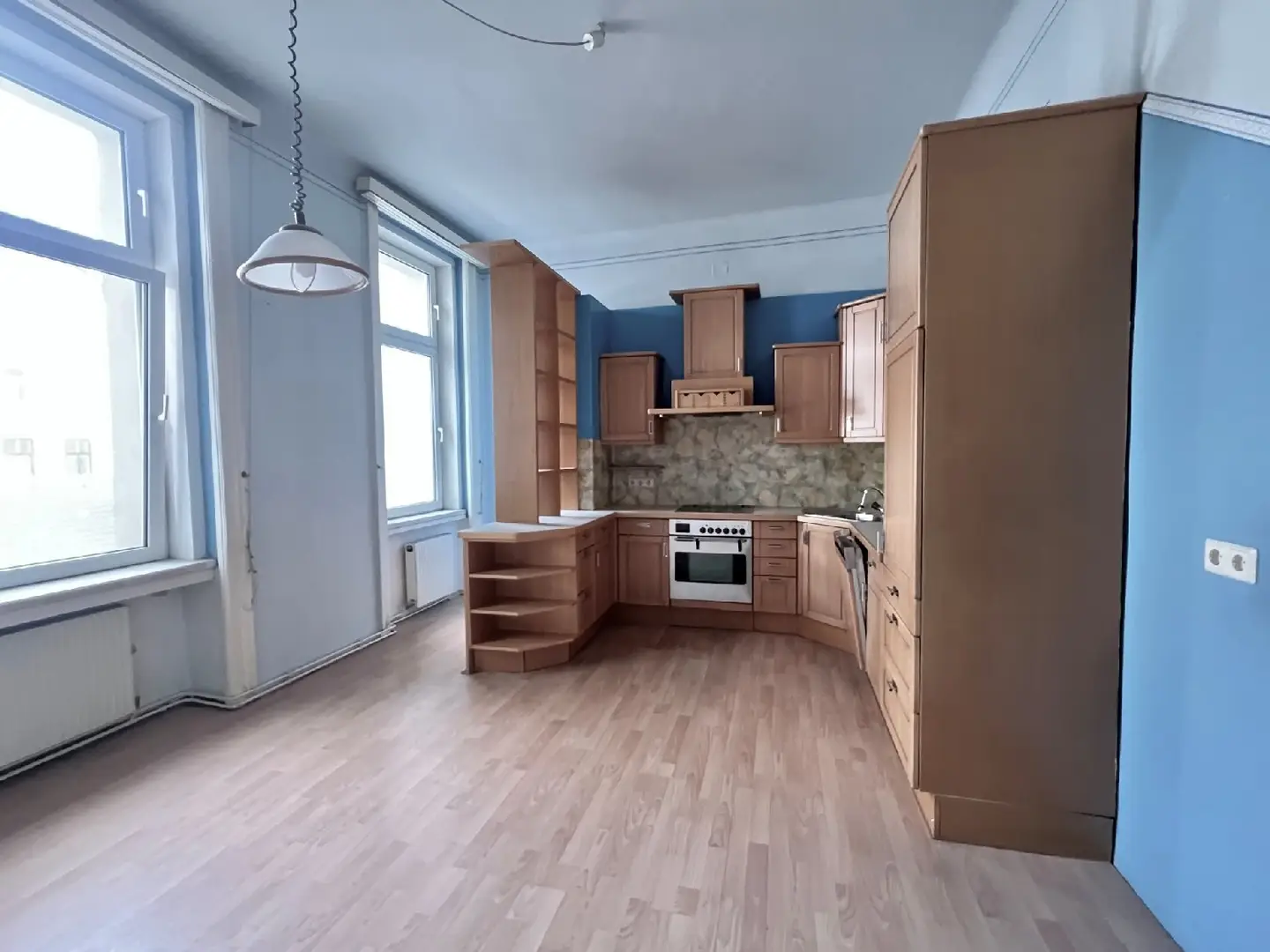 Altbauwohnung ruhige Innenhoflage Ausbaupotenzial