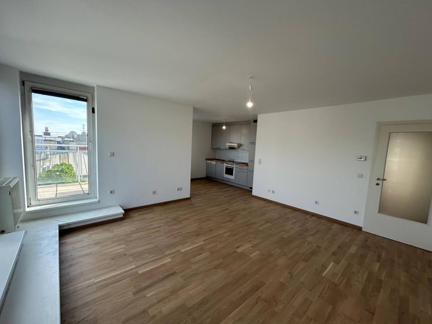 Dachgeschosswohnung in Neubau with generous terrace