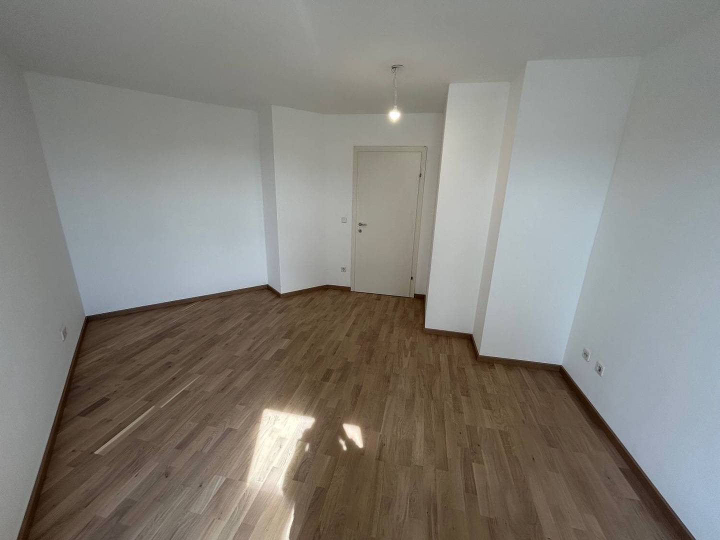 Dachgeschosswohnung in Neubau with generous terrace