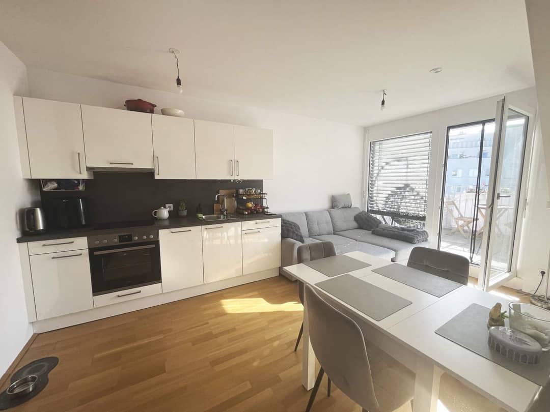 Dachgeschosswohnung Neubau Terrasse Blick ins Grüne