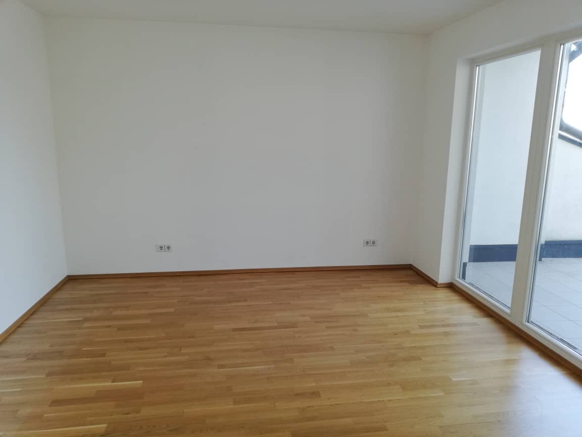 Dachgeschosswohnung mit Terrasse und Aufzug