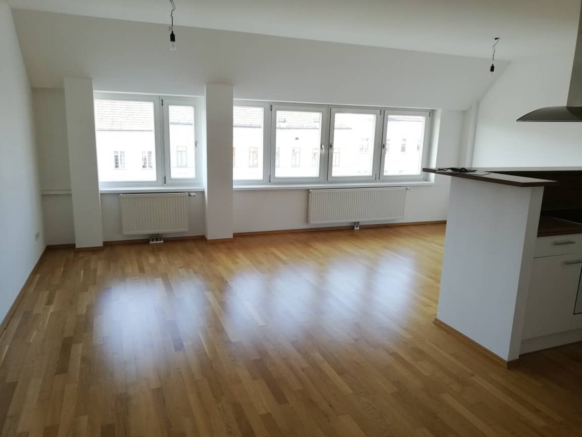 Dachgeschosswohnung mit Terrasse und Aufzug