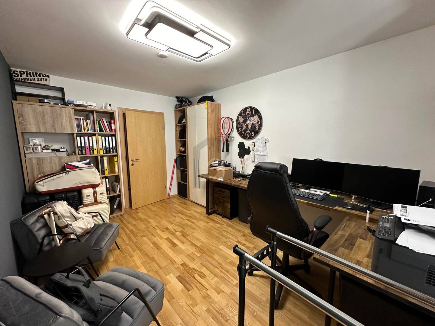 Bright apartment with large covered terrace and underground parking