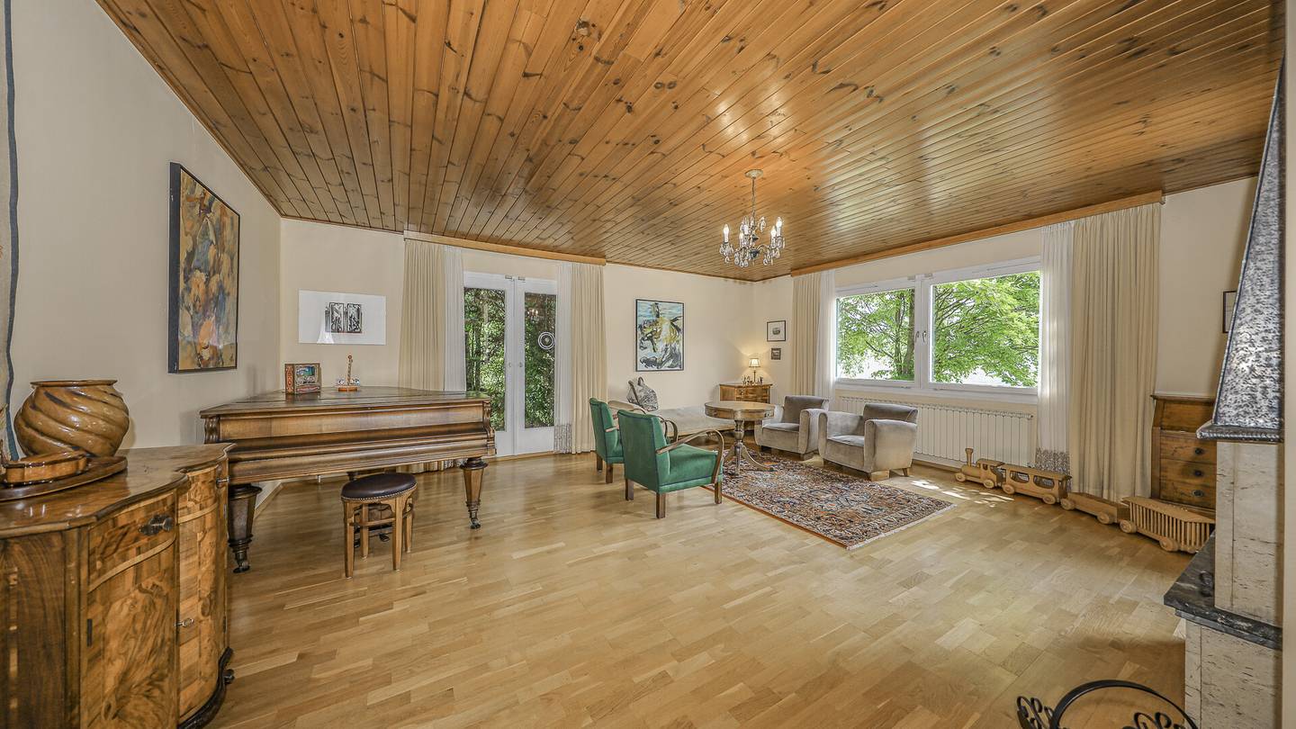 Golf-in/Golf-out Villa with Panoramic Views