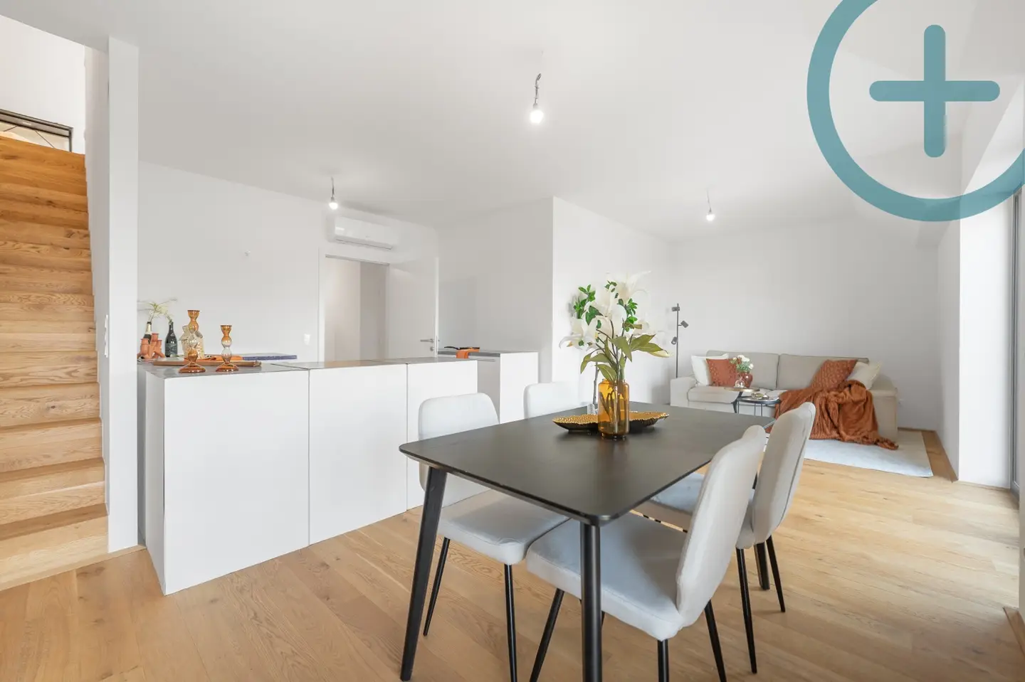 Attic apartment brand new with two terraces