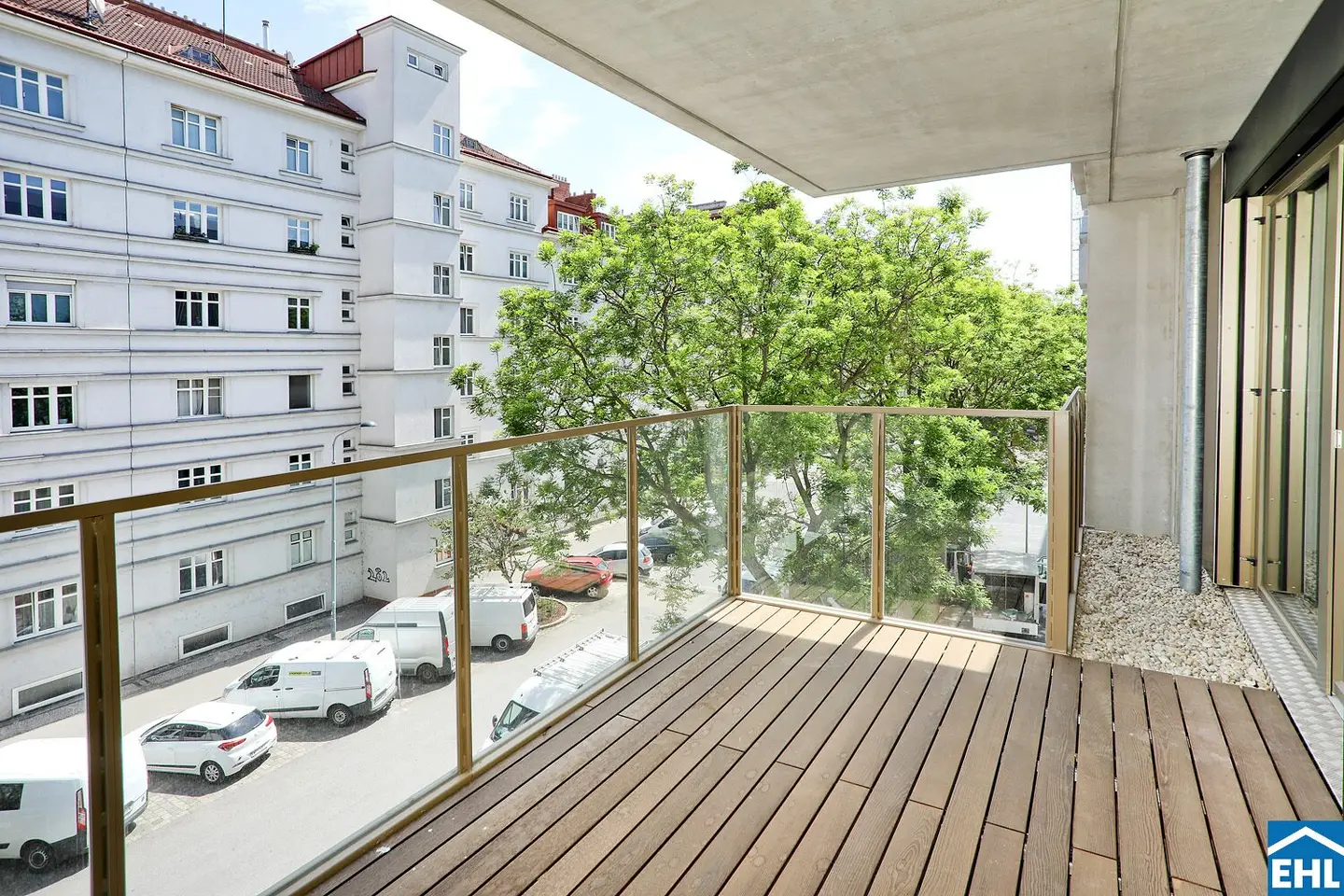 Wohnung nahe Universität mit Balkon und Loggia