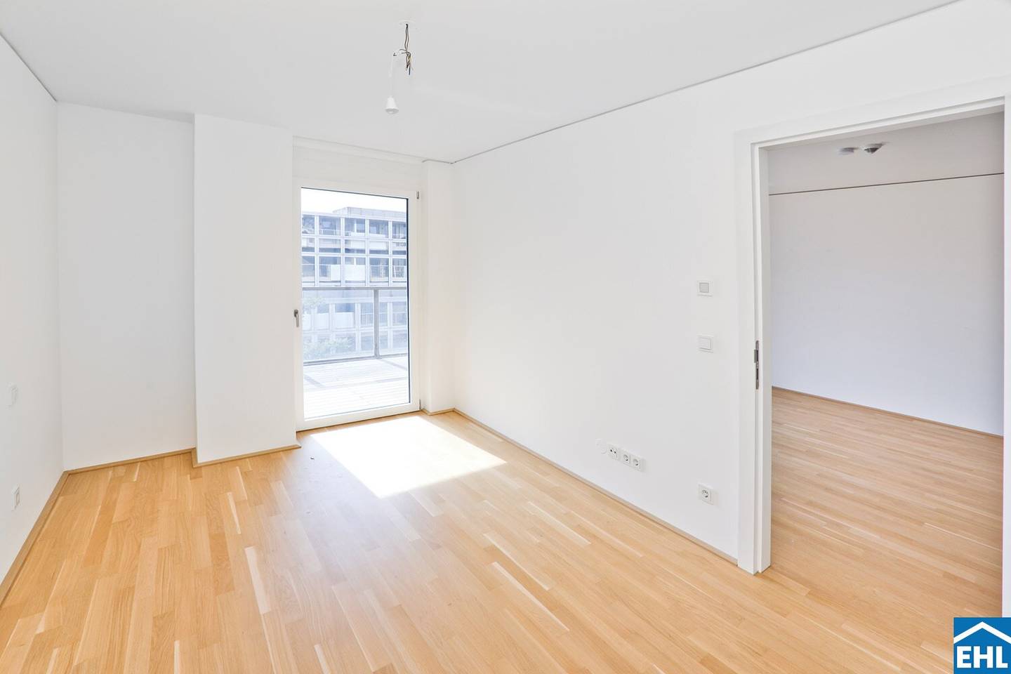 Wohnung mit Westbalkon Loggia in zentraler Lage