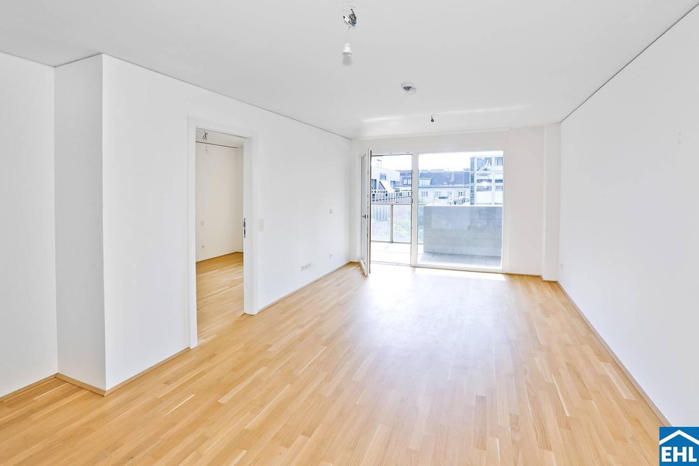 Wohnung mit Westbalkon Loggia in zentraler Lage