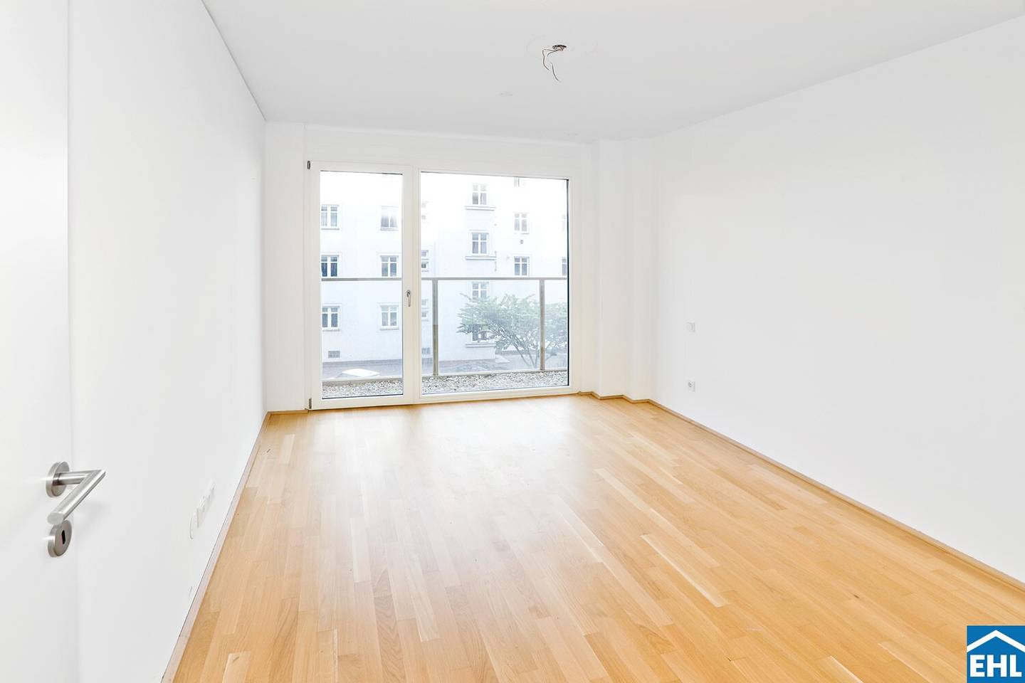 Wohnung zentral nahe Universität mit Balkon