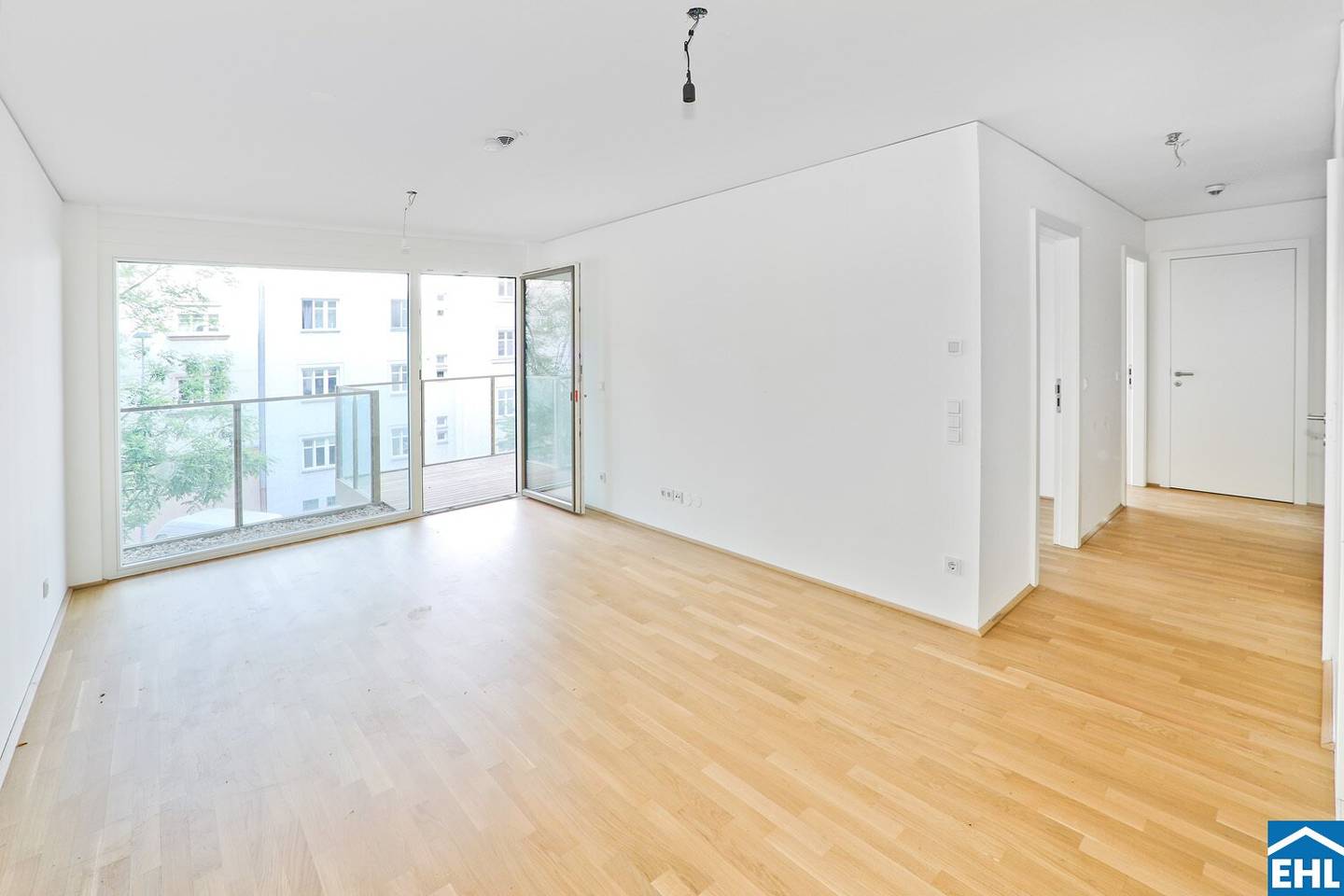 Wohnung zentral nahe Universität mit Balkon