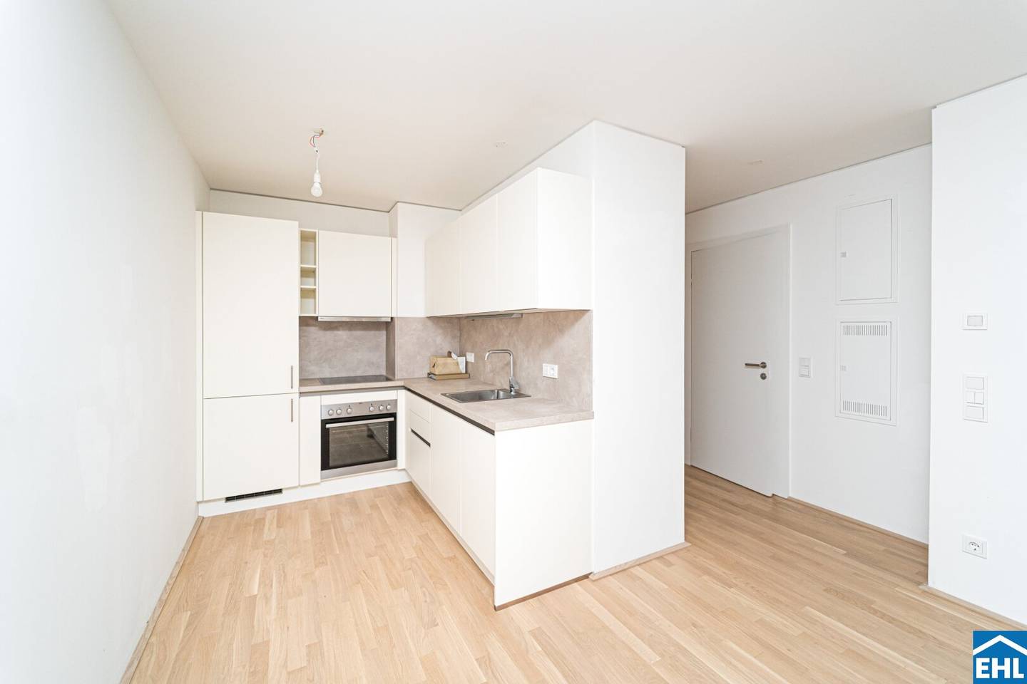 Wohnung im Neubau mit Balkon nahe Universitäten