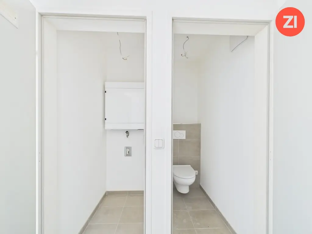 Fully Renovated Residential Complex in Linz
