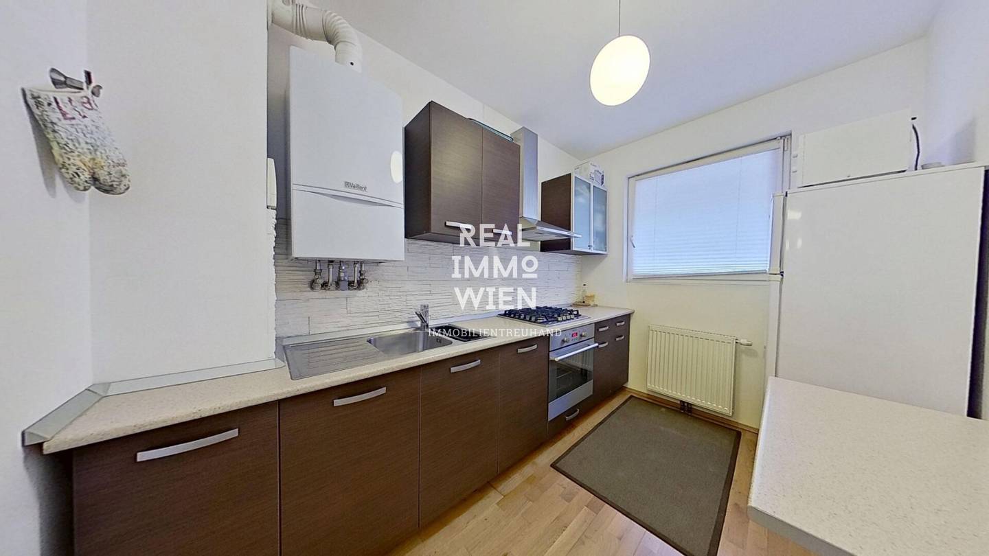 Ground floor apartment furnished with kitchen in quiet area