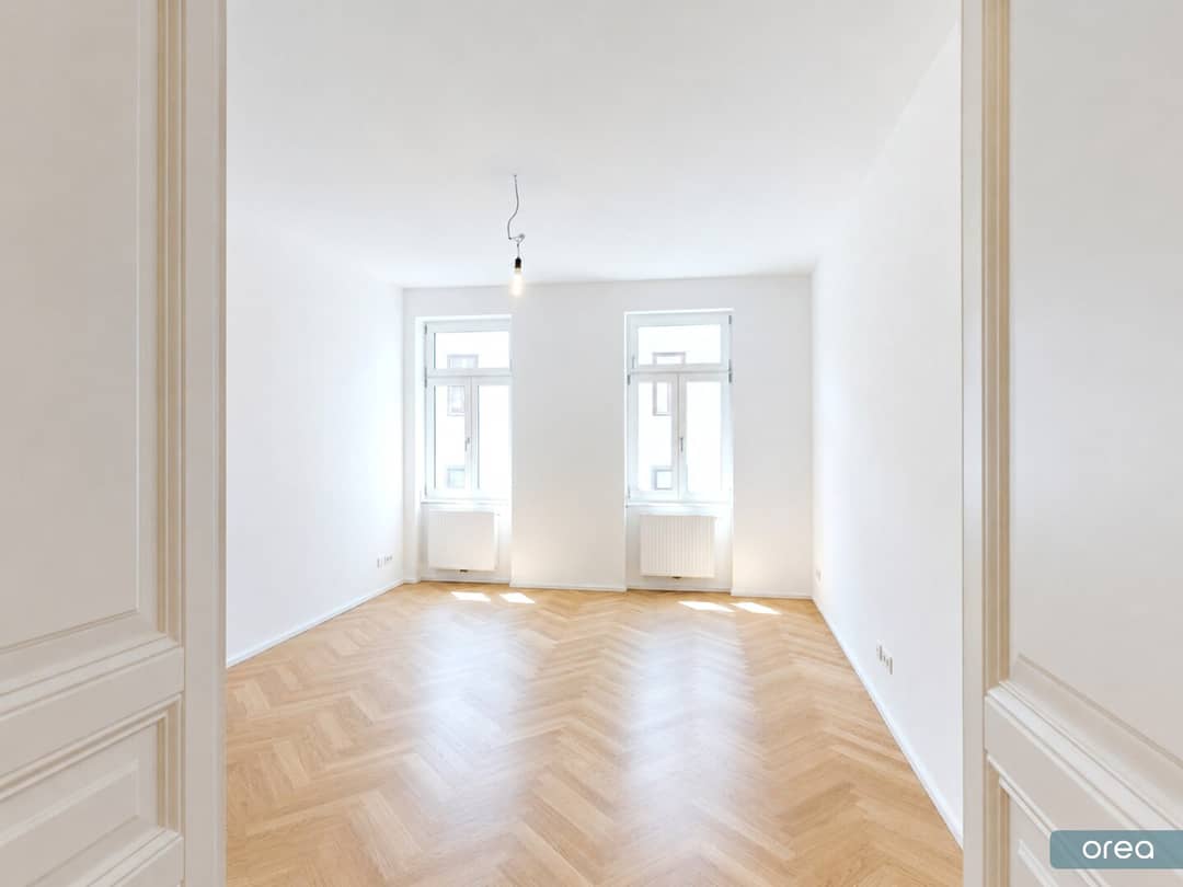 Wohnung mit Altbaucharme und ruhigem Innenhof Erstbezug