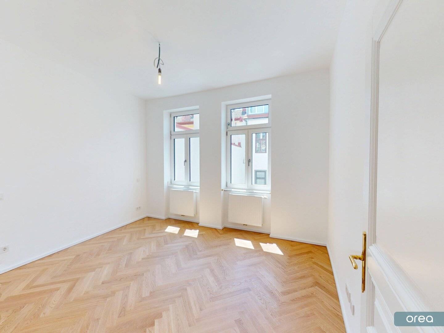 Wohnung mit Altbaucharme und ruhigem Innenhof Erstbezug