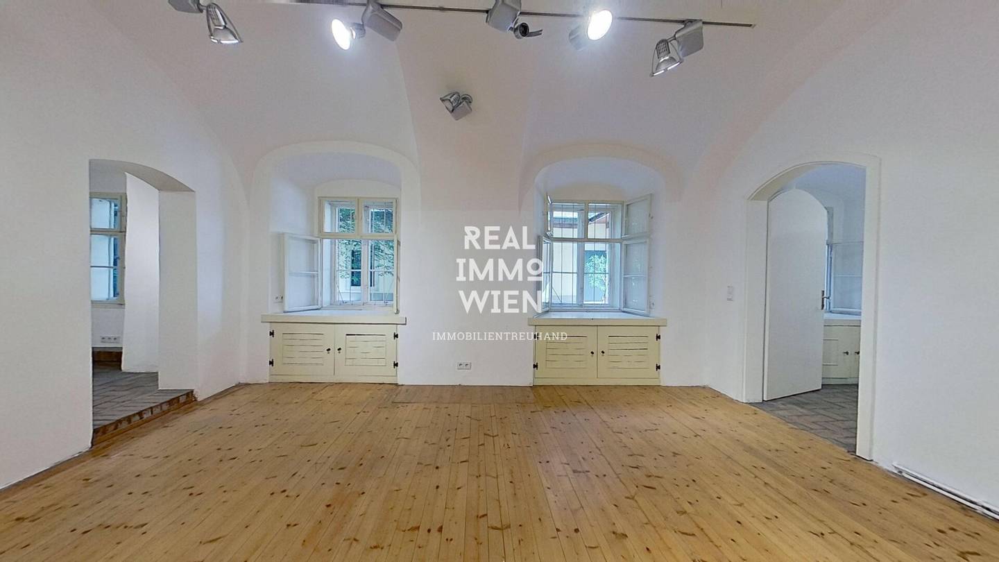 Office Space 102 m² in 1080 Vienna