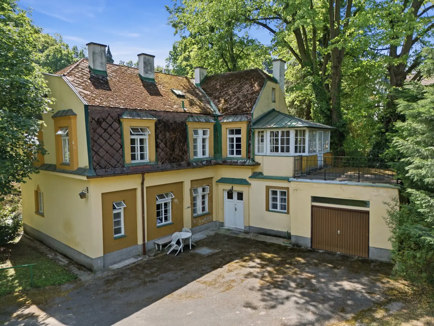 Historic Villa Dornbach Vienna 17