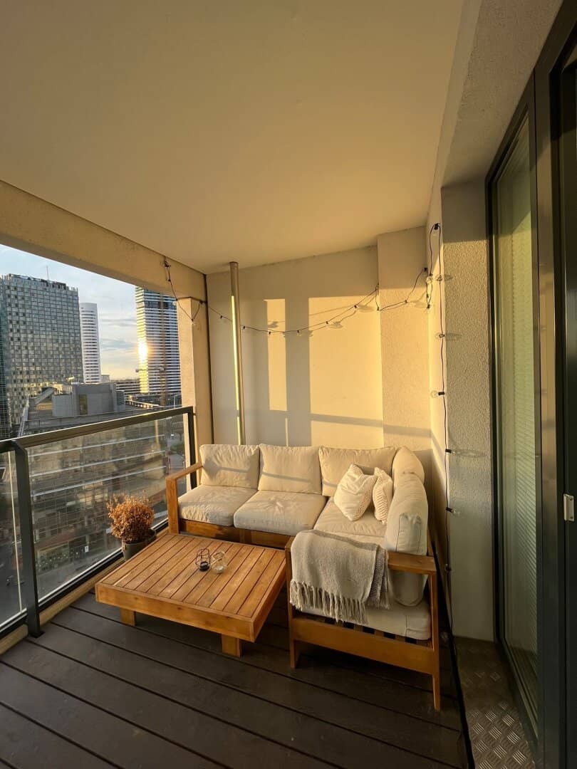 Apartment Loggia with DC skyline near UNO City