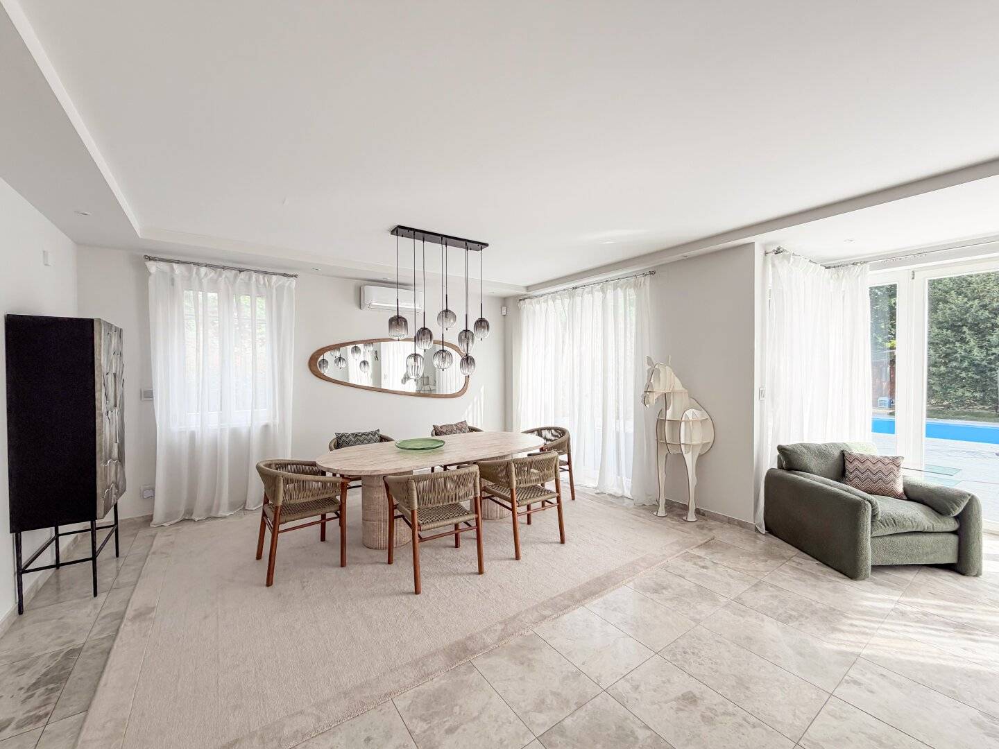 Exclusive Luxury Villa with Pool, Rooftop Terrace &amp; Panoramic Views over Vienna | 1190 Vienna | Fully Furnished