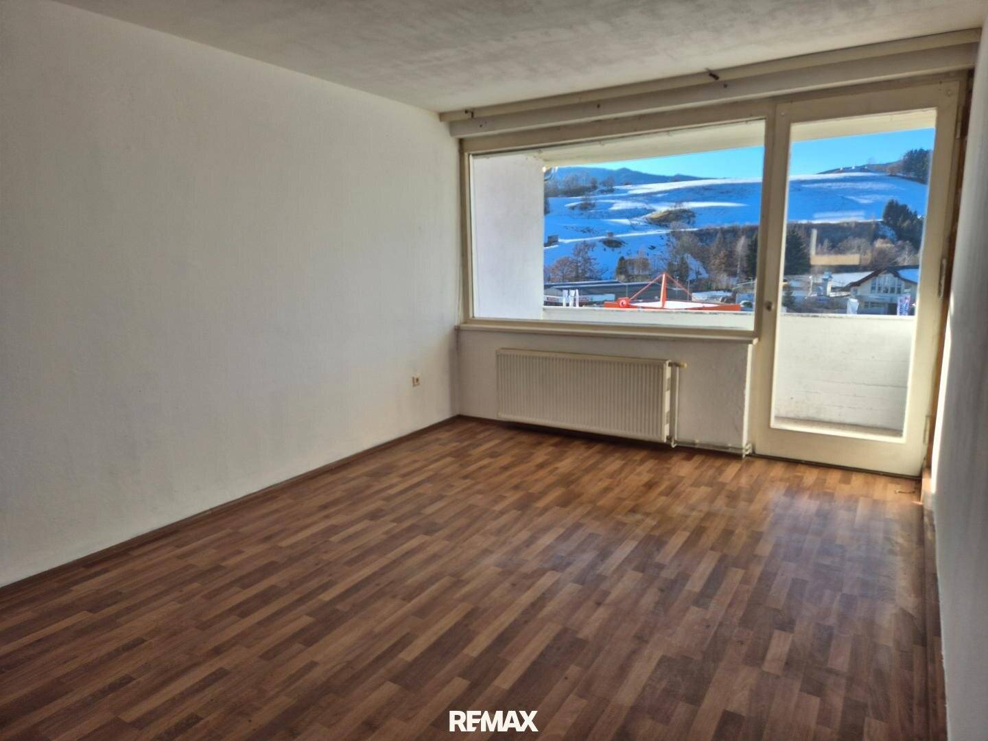 Wohnung mit Blick auf Grebenzen und Loggia