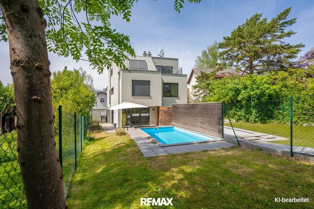 Garten mit Pool