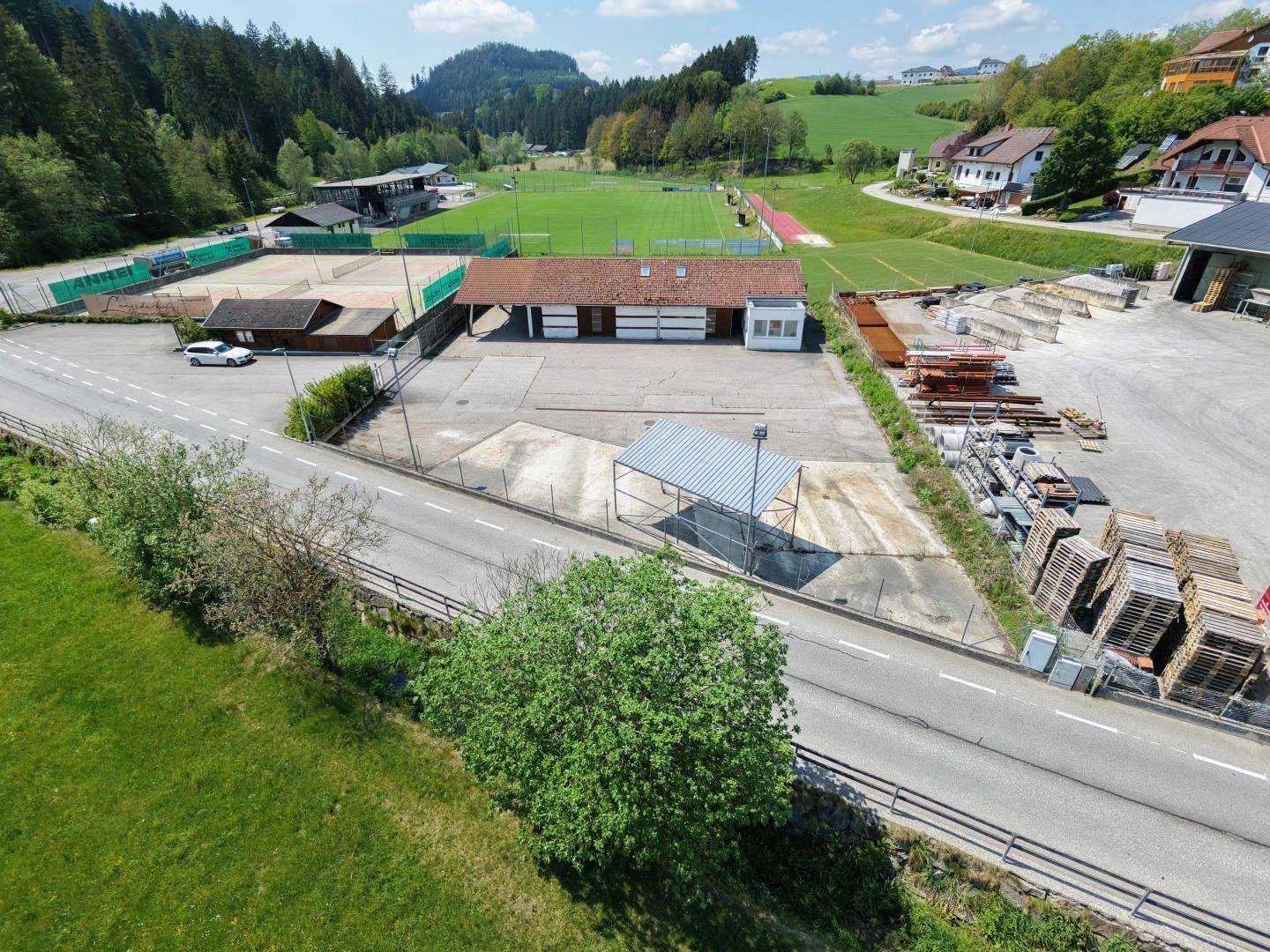Versatile Commercial Property Pabneukirchen