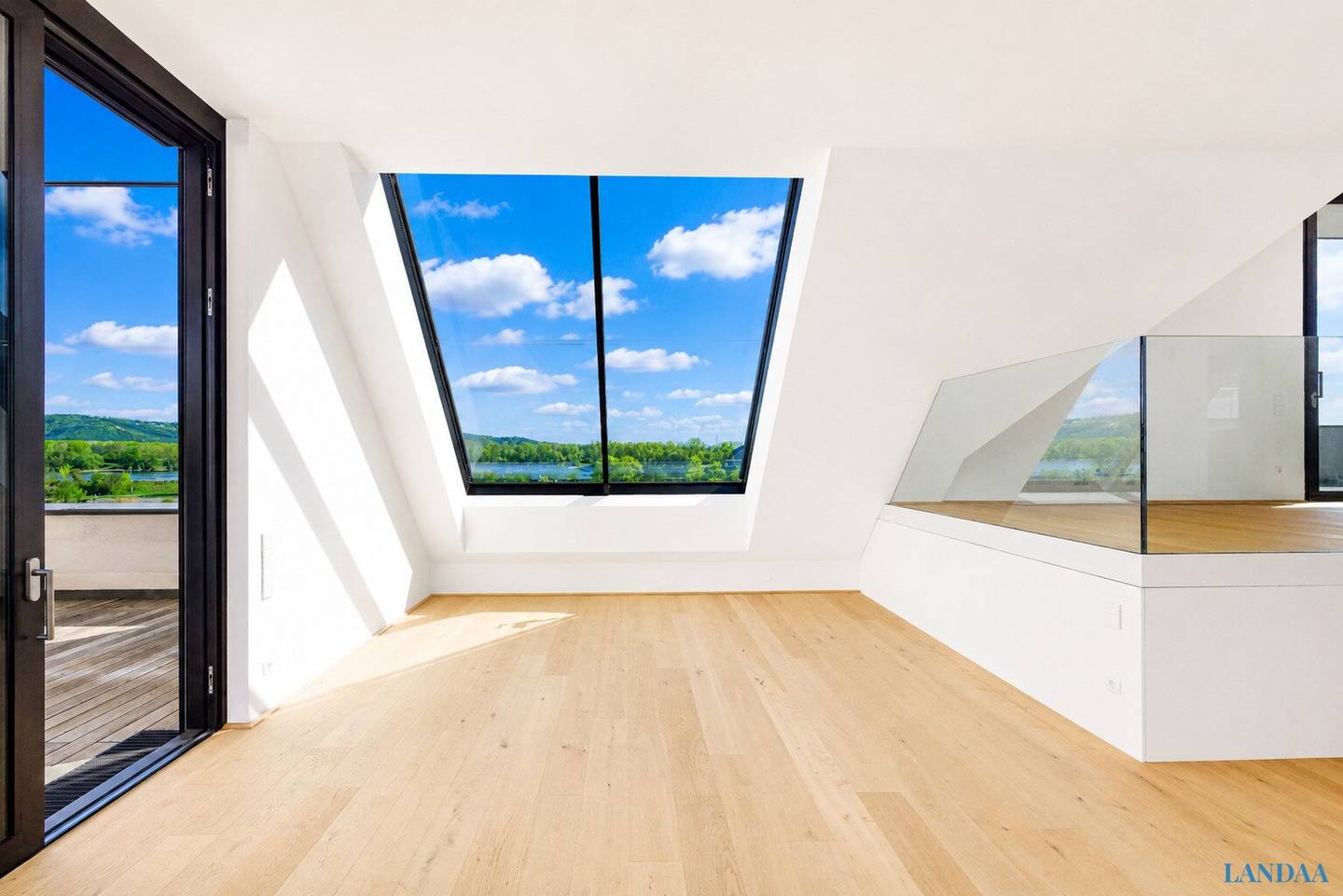 Dachgeschosswohnung Donau Blick Zwei Terrassen
