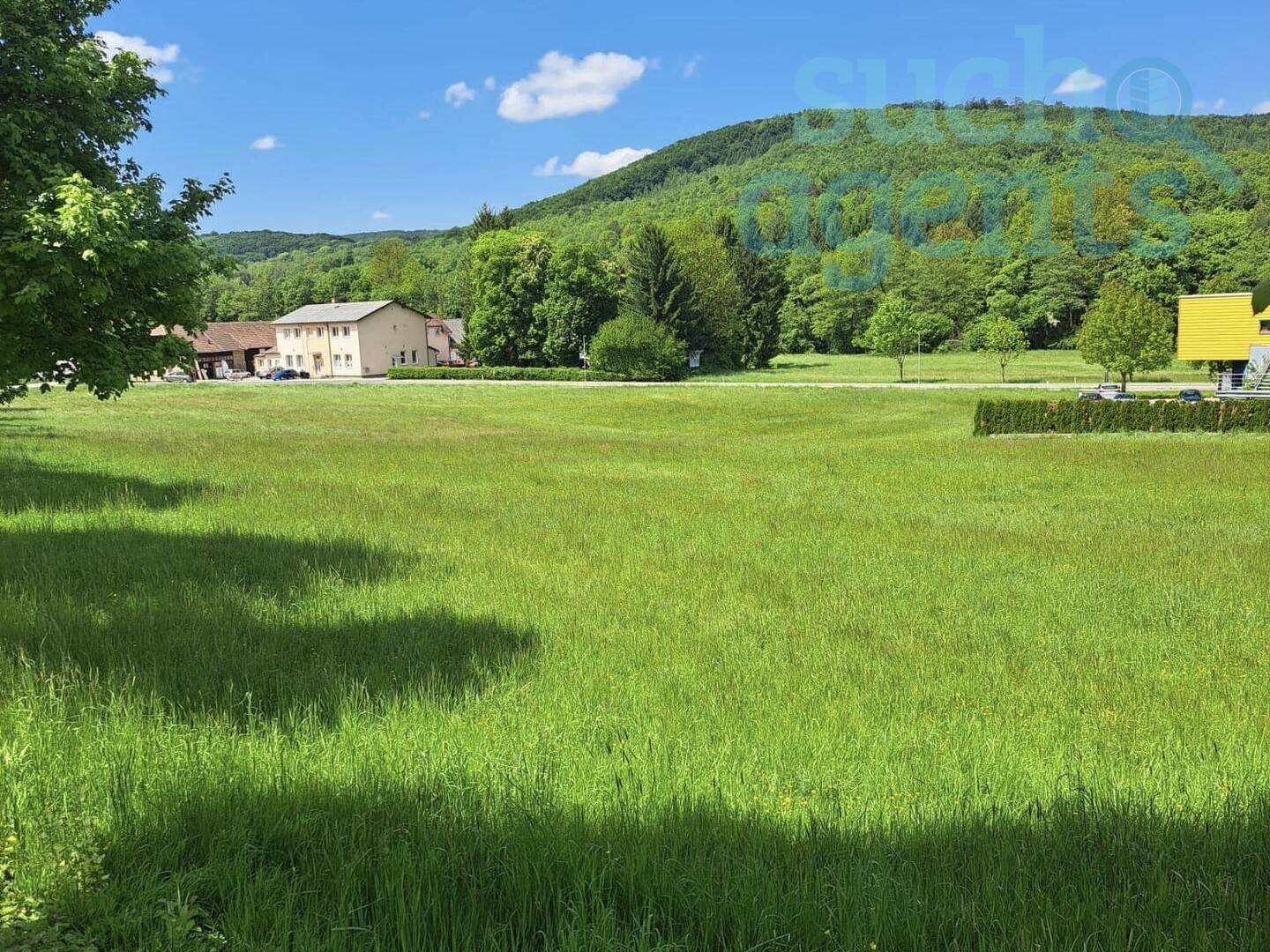 Baugrundstück 701 m² in Wolfsgraben