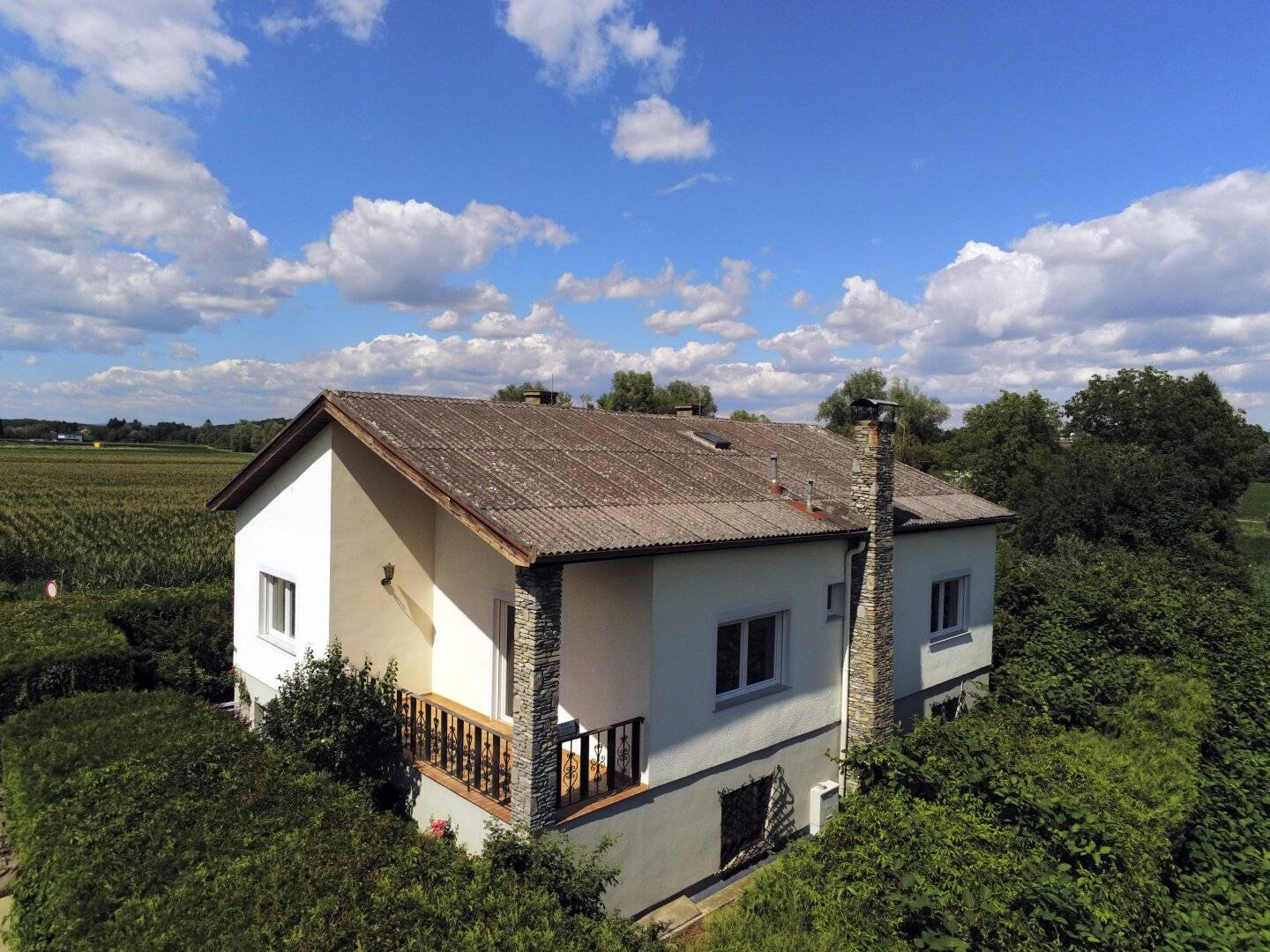 4-Zimmer-Haus mit Garten und Garage