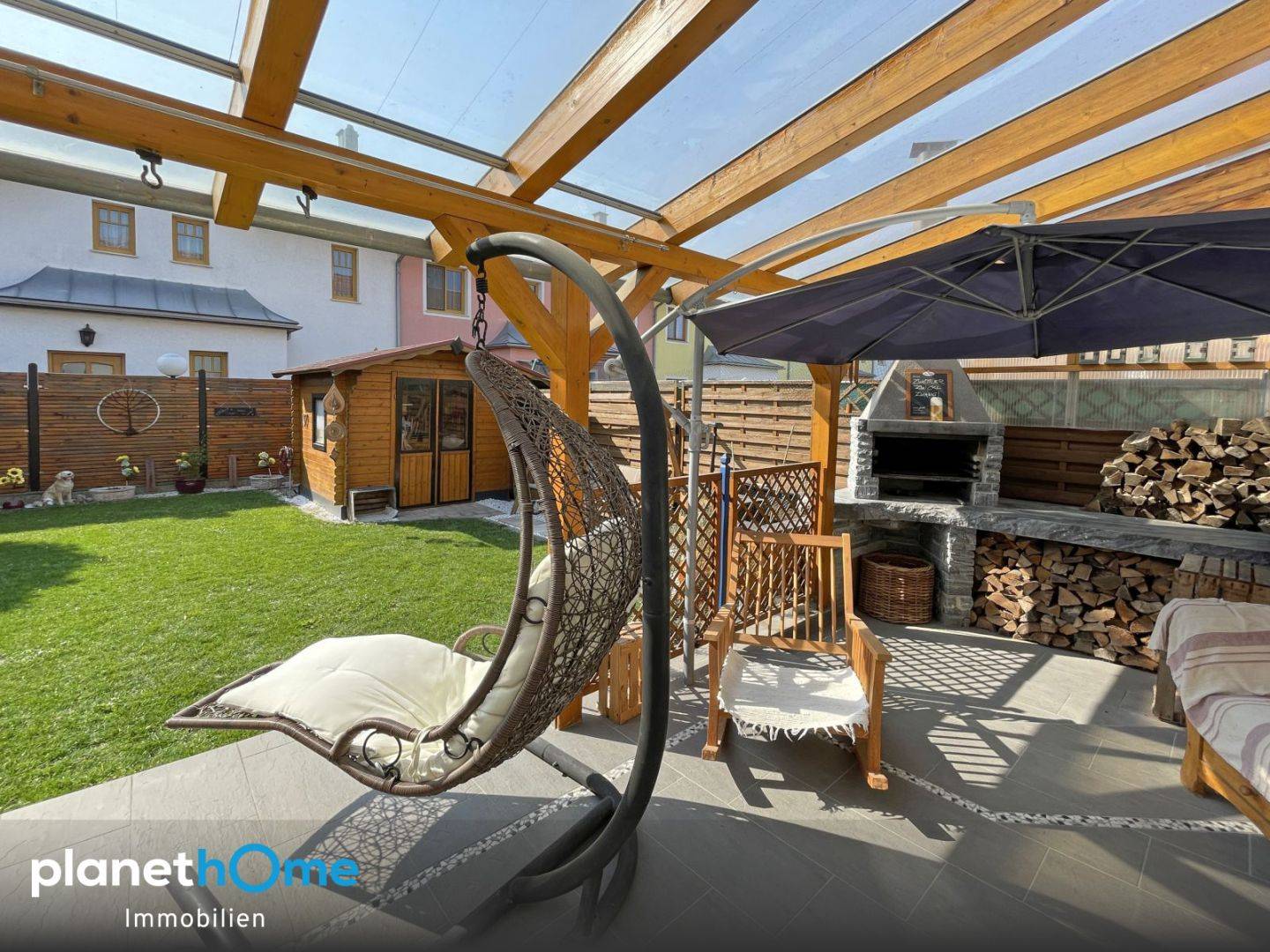 Reihenhaus mit Terrasse und Garten in Strasshof