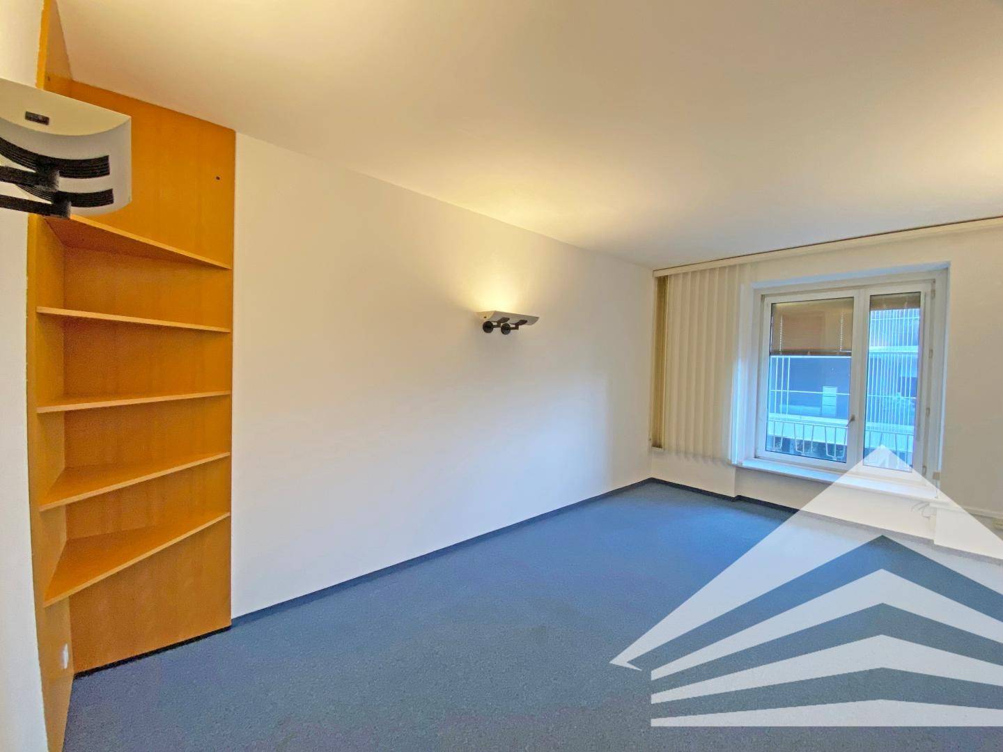 Sofort beziehbares Büro nähe Hauptbahnhof mit Balkon!