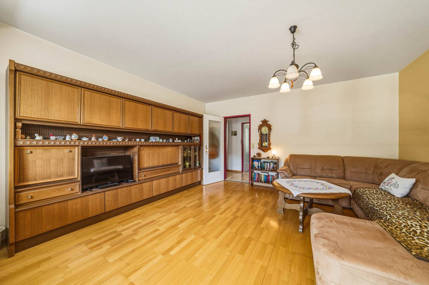 Dachgeschosswohnung mit Loggia und Stellplatz