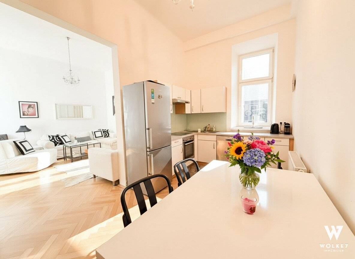 Kernsaniertes Altbauwohnung Balkon Zentral